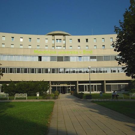 Kolej Akademie Hotell Brno Exteriör bild