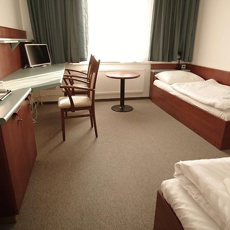 Kolej Akademie Hotell Brno Exteriör bild