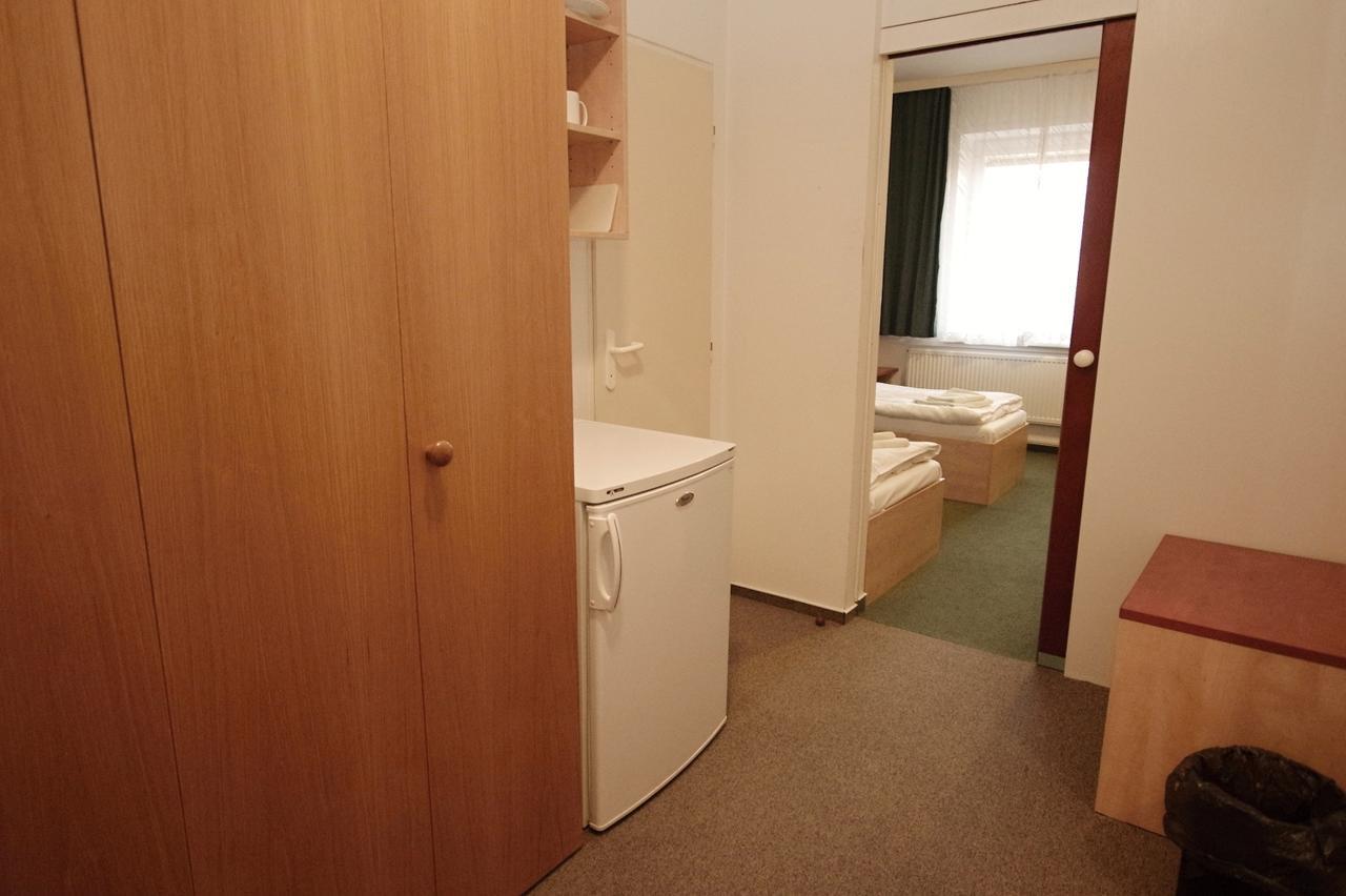 Kolej Akademie Hotell Brno Exteriör bild
