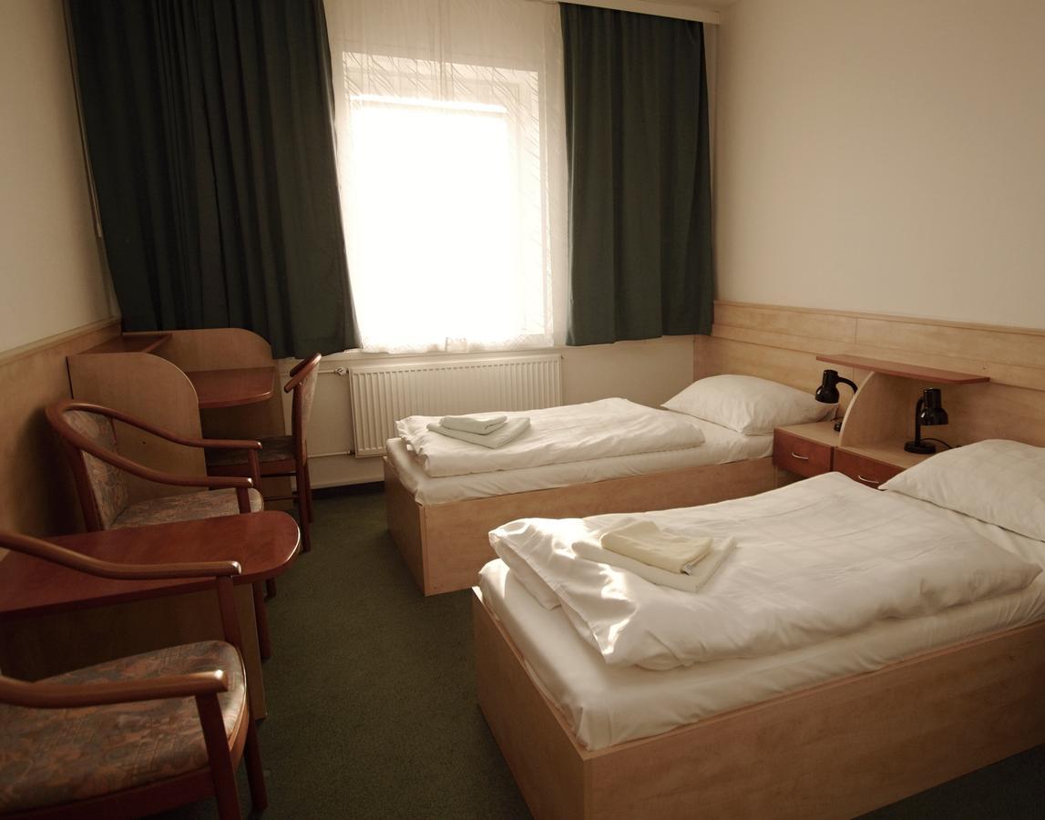 Kolej Akademie Hotell Brno Exteriör bild